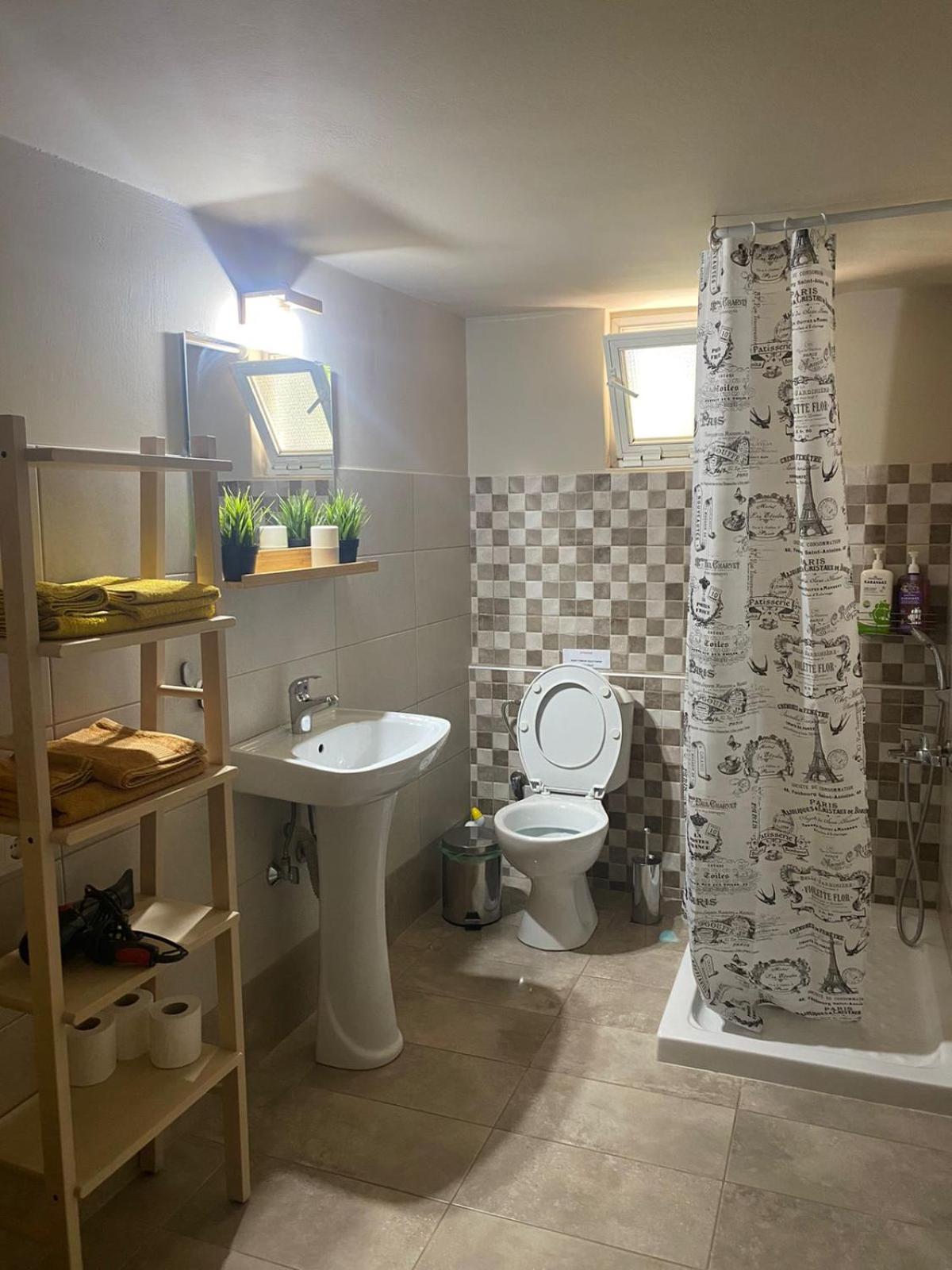 Zoes Place Lägenhet Artemida  Exteriör bild